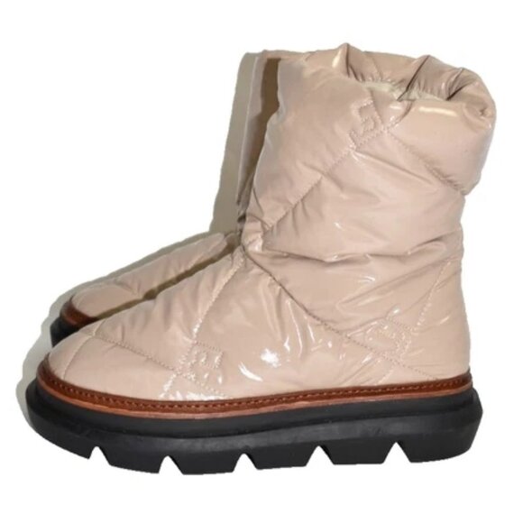 $500 TORY BURCH QUILTED PADDED PUFFER SNOW BOOTS PATENT BEIGE LOGO 9.5 (MG8) - Picture 4 of 7